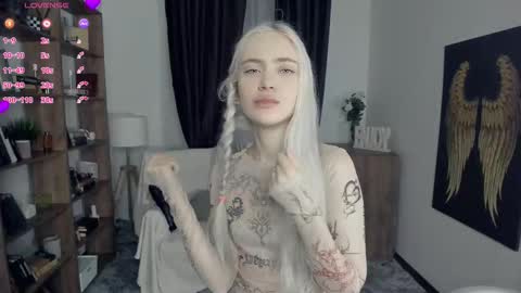 Freya online show from 02/27/26, 06:41