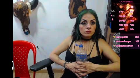 Snapshot of freyaa_sorceress chatting on 12/17/24, 06:31 freyaa_sorceress online show from 12/17/24, 06:31