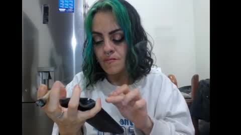 Snapshot of freyaa_sorceress chatting on 01/14/25, 07:27 freyaa_sorceress online show from 01/14/25, 07:27