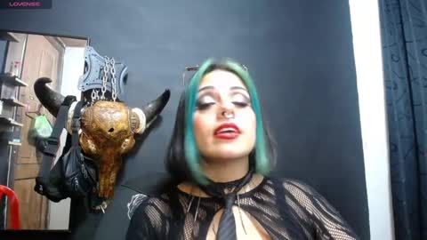 Snapshot of freyaa_sorceress chatting on 02/12/25, 04:54 freyaa_sorceress online show from 02/12/25, 04:54