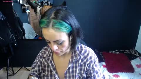 Snapshot of freyaa_sorceress chatting on 02/12/25, 06:19 freyaa_sorceress online show from 02/12/25, 06:19