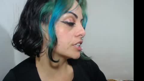 Snapshot of freyaa_sorceress chatting on 02/14/25, 01:45 freyaa_sorceress online show from 02/14/25, 01:45