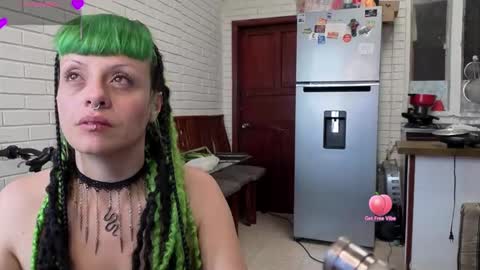Snapshot of freyaa_sorceress chatting on 10/04/25, 06:50 freyaa_sorceress online show from 10/04/25, 06:50