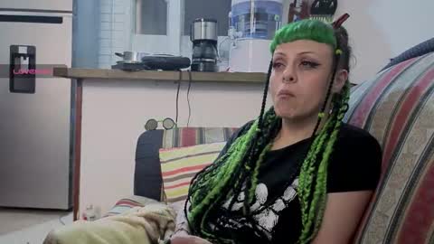 Snapshot of freyaa_sorceress chatting on 10/20/25, 02:45 freyaa_sorceress online show from 10/20/25, 02:45