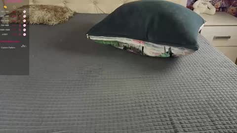 Freya online show from 10/10/25, 09:30