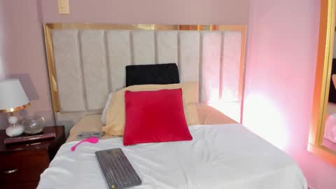 Freya Cameron online show from 03/23/26, 12:42