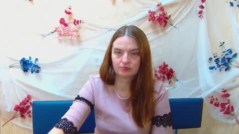 Snapshot of freyadak chatting on 12/17/24, 12:23 FreyaDak online show from 12/17/24, 12:23