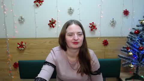 Snapshot of freyadak chatting on 01/08/25, 12:17 FreyaDak online show from 01/08/25, 12:17