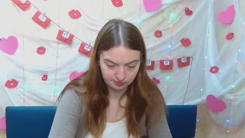 Snapshot of freyadak chatting on 02/16/25, 06:10 FreyaDak online show from 02/16/25, 06:10