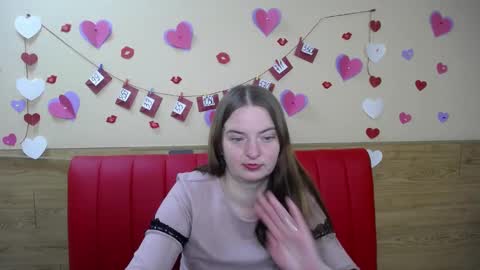 Snapshot of freyadak chatting on 02/21/25, 10:26 FreyaDak online show from 02/21/25, 10:26