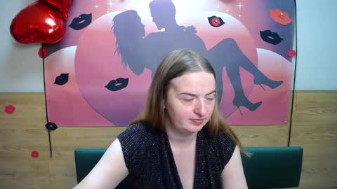 Snapshot of freyadak chatting on 09/13/25, 05:07 FreyaDak online show from 09/13/25, 05:07