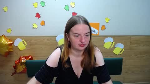 Snapshot of freyadak chatting on 09/20/25, 05:08 FreyaDak online show from 09/20/25, 05:08