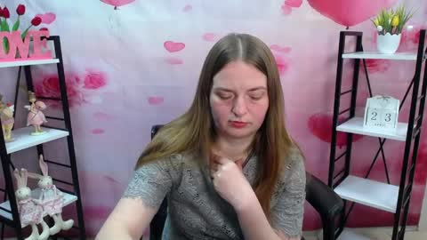 Snapshot of freyadak chatting on 04/23/26, 05:15 FreyaDak online show from 04/23/26, 05:15