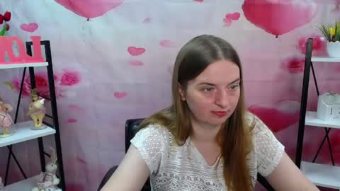 Snapshot of freyadak chatting on 05/12/26, 05:10 FreyaDak online show from 05/12/26, 05:10