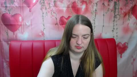 Snapshot of freyadak chatting on 05/19/26, 05:19 FreyaDak online show from 05/19/26, 05:19