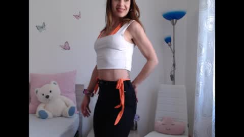 FreyaMuse online show from 04/21/26, 09:15