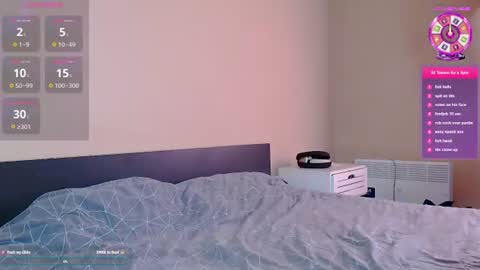 Snapshot of freyaoliver chatting on 07/30/26, 01:21 FreyaOliver online show from 07/30/26, 01:21