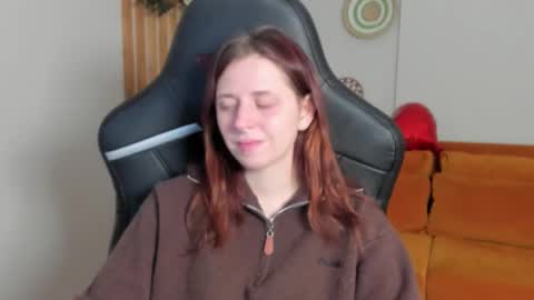 Snapshot of freyavey chatting on 02/16/26, 05:36 FreyaVey online show from 02/16/26, 05:36