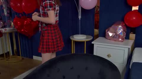 Snapshot of freyavey chatting on 02/18/26, 05:25 FreyaVey online show from 02/18/26, 05:25