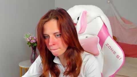 FreyaVeys online show from 06/19/26, 05:12