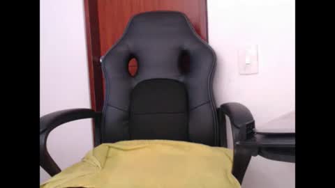 FREYJA LOREN online show from 10/12/25, 05:12