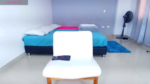 freyva_ online show from 01/20/25, 06:53