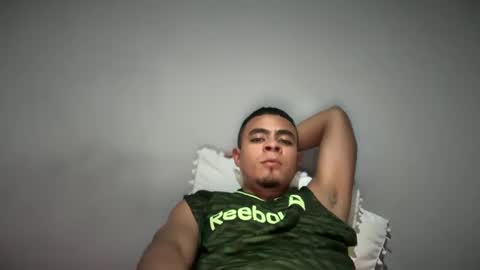 freyva_ online show from 02/05/25, 05:41