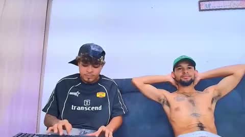 freyva_ online show from 04/24/26, 04:26