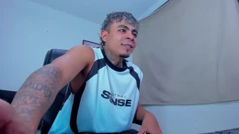 Snapshot of freyva_ chatting on 07/14/26, 01:30 freyva_ online show from 07/14/26, 01:30