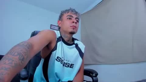 Snapshot of freyva_ chatting on 07/14/26, 02:05 freyva_ online show from 07/14/26, 02:05