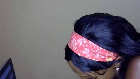 Snapshot of frianebony chatting on 02/11/26, 02:44 Frian online show from 02/11/26, 02:44