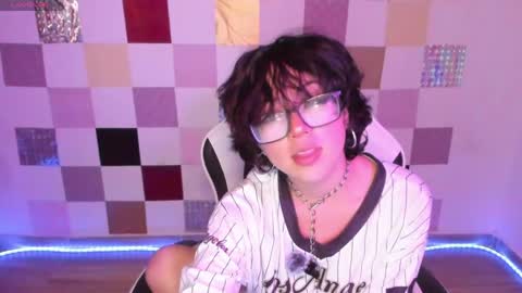 frida_lassi_ online show from 03/29/26, 09:04