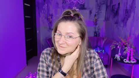 Frida Tander online show from 01/02/25, 03:29