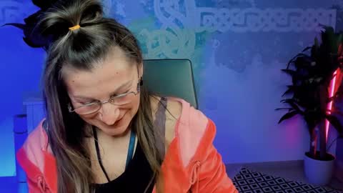 Frida Tander online show from 01/26/25, 12:11