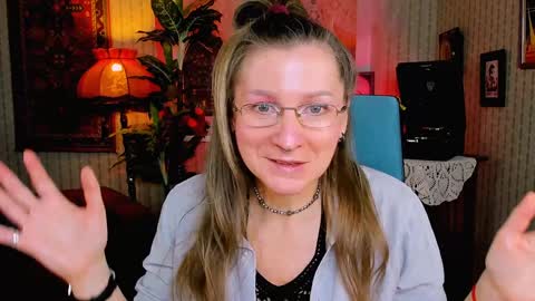 Frida Tander online show from 02/02/25, 09:08