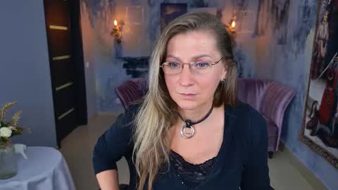 Frida Tander online show from 09/11/25, 05:46