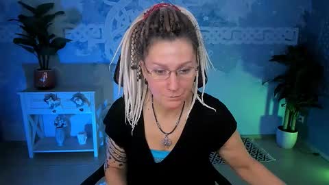 Frida Tander online show from 01/07/26, 05:10