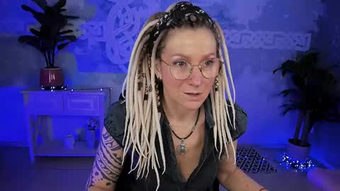 Frida Tander online show from 04/11/26, 05:23