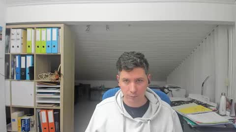 Francois online show from 12/05/25, 05:53