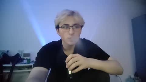 frill1 online show from 03/01/26, 12:18