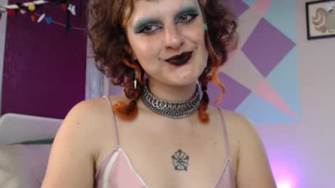 cherry online show from 10/04/25, 05:44