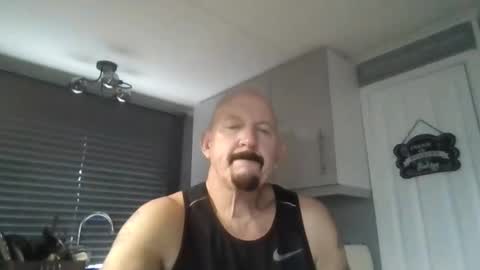 bob online show from 02/11/25, 02:24