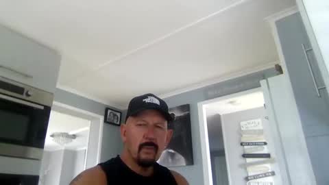 bob online show from 09/23/25, 01:03