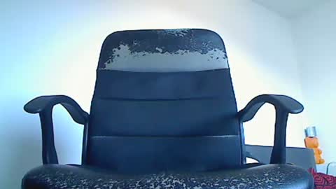 Snapshot of fritz12007 chatting on 08/05/26, 05:21 sexykl online show from 08/05/26, 05:21