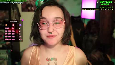   Jaywise Frogfoot  online show from 03/17/26, 07:39