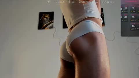 Snapshot of fromedcam chatting on 06/12/26, 05:12 ED online show from 06/12/26, 05:12