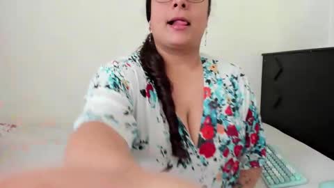 Lucy online show from 02/23/26, 07:11