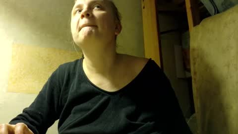 FrumCake online show from 12/15/25, 03:00