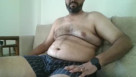 Snapshot of fruti_loops chatting on 12/20/24, 06:29 fruti loops Bull online show from 12/20/24, 06:29