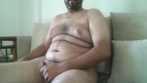 fruti loops  Bull online show from 11/23/25, 06:57